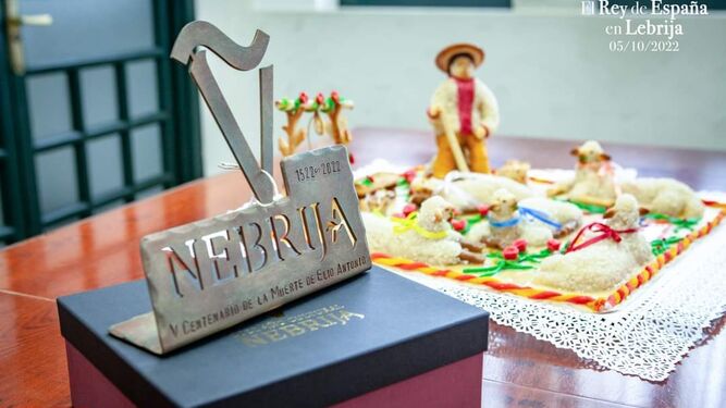 El recuerdo del V Centenario de Nebrija y el típico pastel elaborado por las monjas para el Rey.