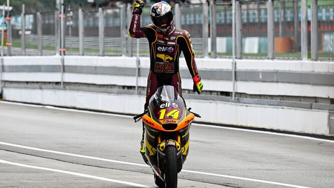 Toni Arbolino, radiante tras conquistar el GP de Malasia en Moto2.