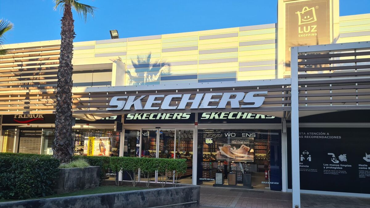 Skechers, firma especializada en calzado, llega Luz