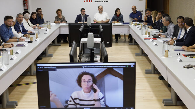 Marta Rovira, secretaria general de ERC y huida de la Justicia, habla de forma telemática en una reunión de su partido