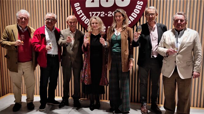 La Asociación Betilo y el Ateneo del Vino presentaron el proyecto en Bodegas Osborne.