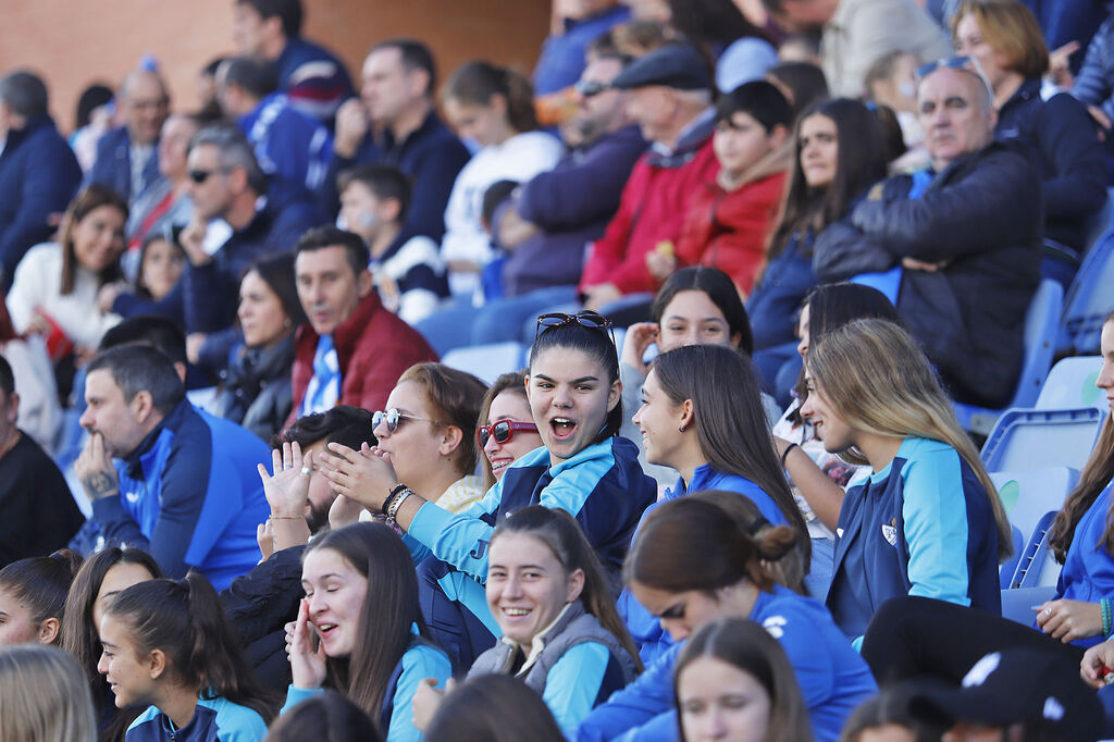 Ambiente en el del partido de futbol Femenino entre Sporting de Huelva y Real Madrid