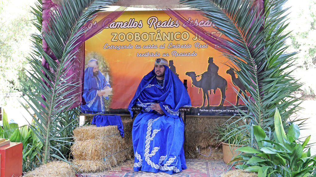 Asad recibe a los ni&ntilde;os en el Zoo de Jerez