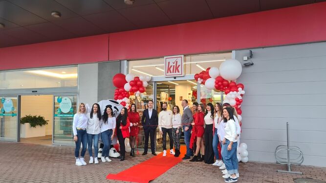 KiK, la firma alemana ‘low cost’ abre sus puertas en Luz Shopping.