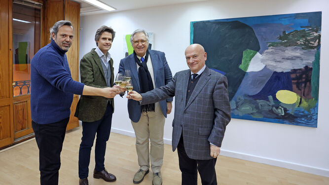 El artista Federico Jaime con Bernardo Palomo, Daniel Lamparero y Francisco Camas, en el momento inaugural.