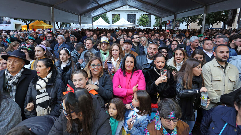 Gala de Carnaval de Jerez en la plaza del Banco con Mart&iacute;nez Ares