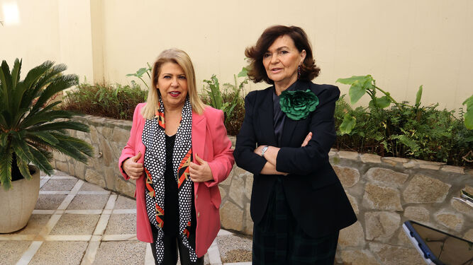 Mamen Sánchez y Carmen Calvo, este sábado en Jerez.
