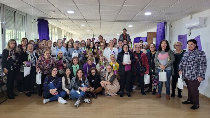 Mujeres participantes en el XXIII Encuentro Diocesano de la Mujer celebrado en Jerez.