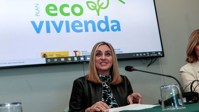 La consejera de Fomento, Marifrán Carazo, en la presentación del Plan Ecovivienda.