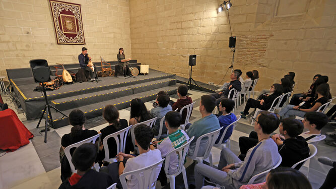 Una imagen de uno de los conciertos con alumnado de centros educativos.
