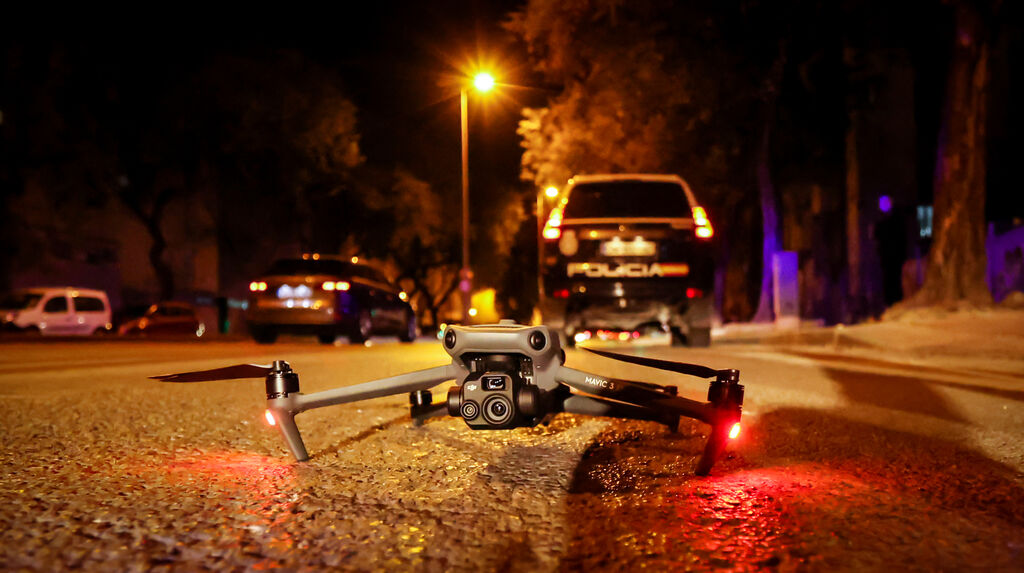 Fuerte dispositivo policial y  drones vigilan la Zona Sur de Jerez