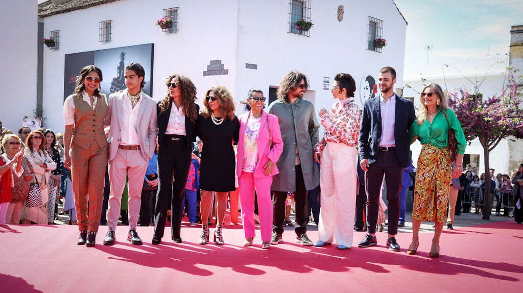 Toda la familia de Lola Flores y muchos famosos en Jerez en la inauguraci&oacute;n de su Centro Cultural