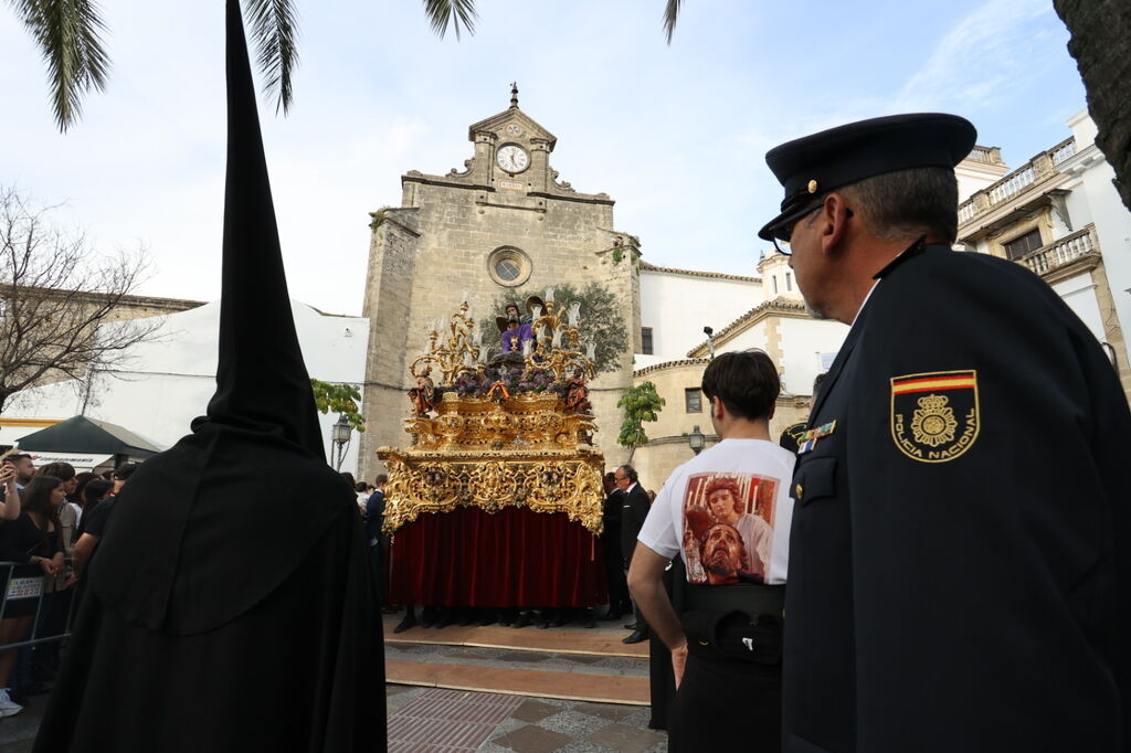 Jueves Santo en Jerez: im&aacute;genes de la Hermandad de la Oraci&oacute;n en el Huerto