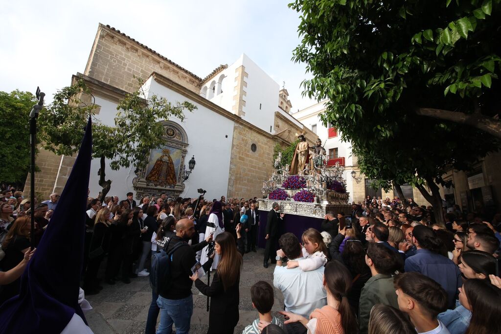 Jueves Santo en Jerez: Im&aacute;genes del la Hermandad del Mayor Dolor