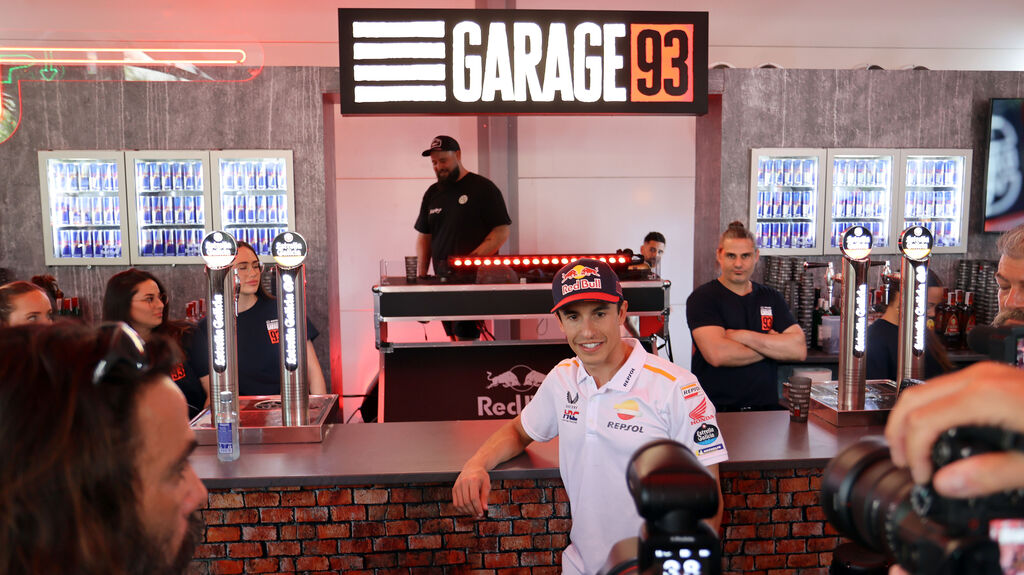 M&aacute;rquez estrena Garage 93 en Jerez