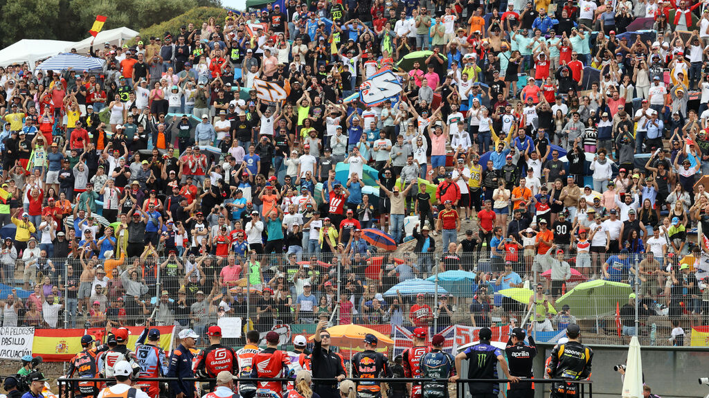 Rider Fan Parade en el Circuito de Jerez - &Aacute;ngel Nieto