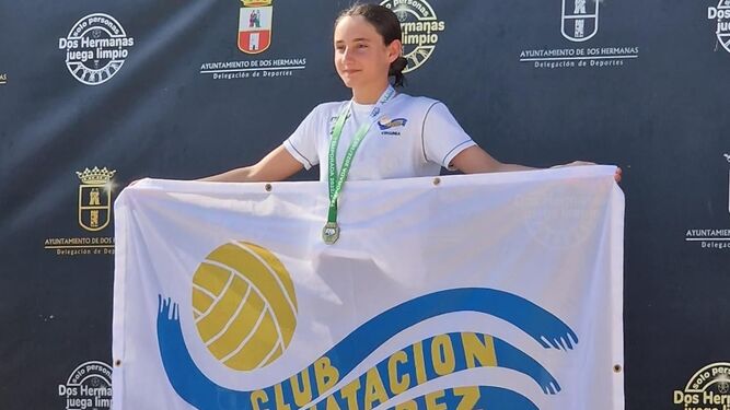 Virginia Ruz ha logrado dos oros y una plata en el Andaluz Alevín en Dos Hermanas.
