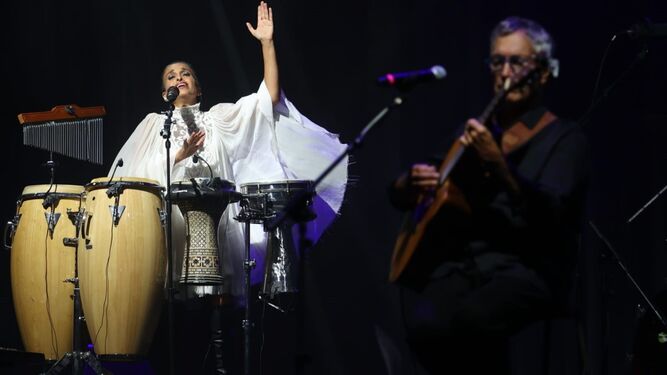 La artista israelí Noa cerró con su concierto la IX edición de Tío Pepe Festival