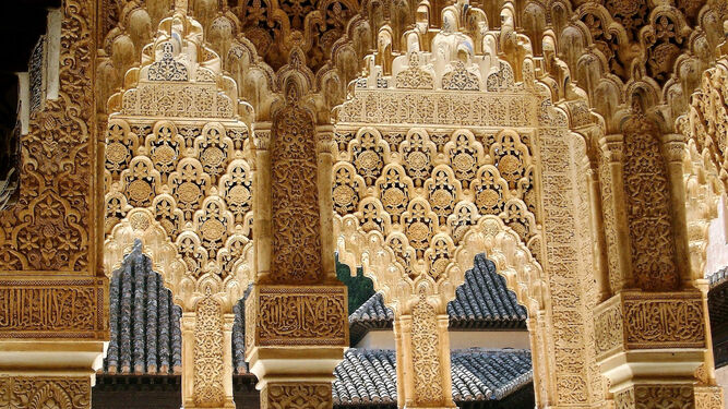 Tour nocturno por la Alhambra y los Palacios Nazaríes de Civitatis