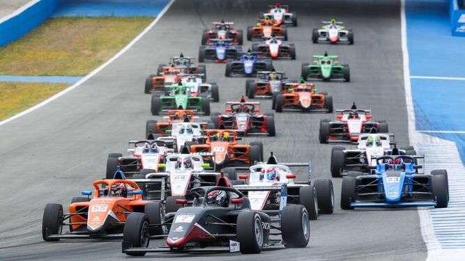 El Racing Weekend regresa este fin de semana al Circuito de Jerez.