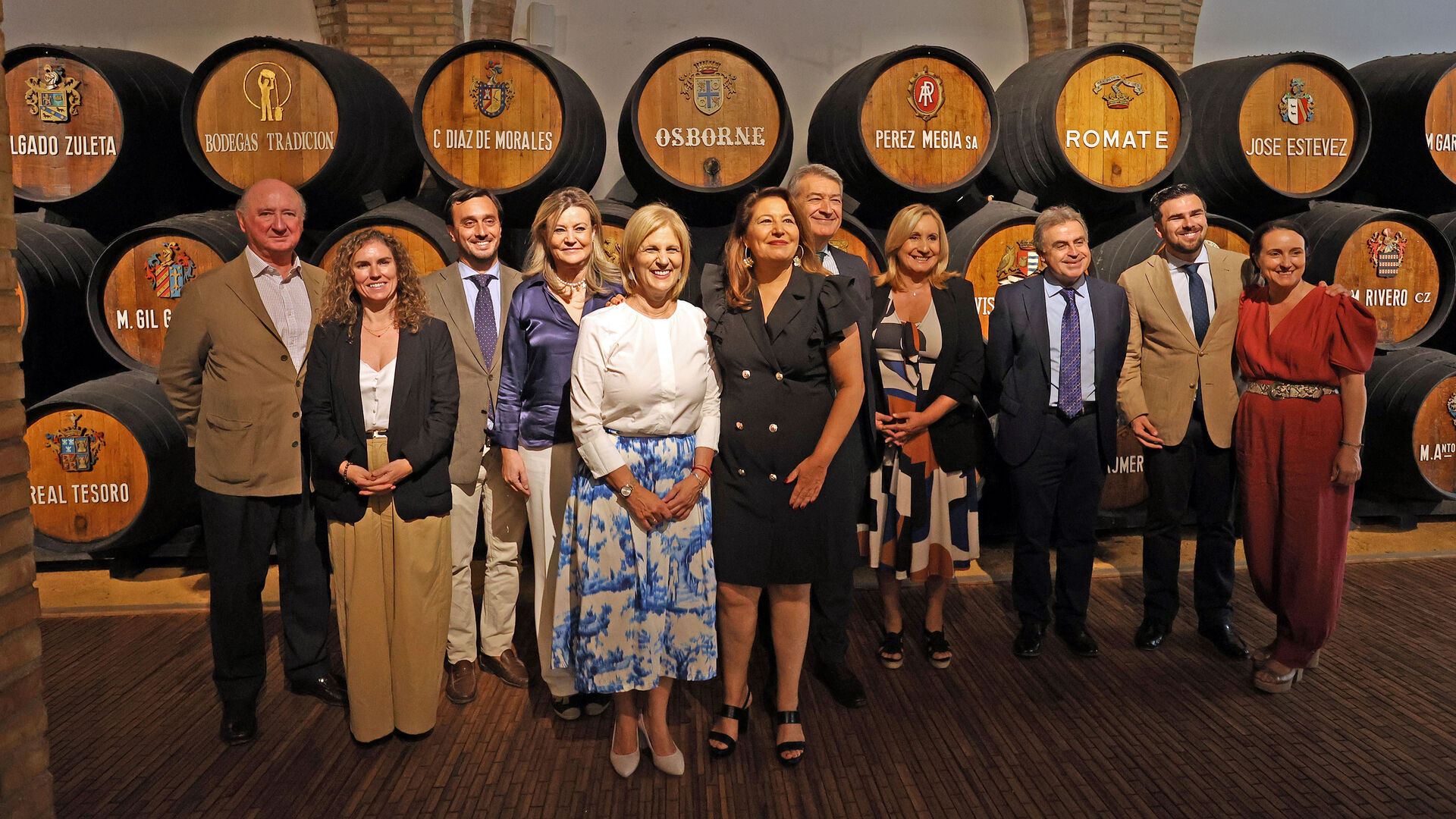 Firma entre La Junta y el sector del vino del plan de futuro para el vi&ntilde;edo en el Consejo Regulador de Jerez