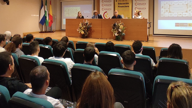 Jornada de inclusión financiera celebrada en la Cámara de Comercio de Jerez.