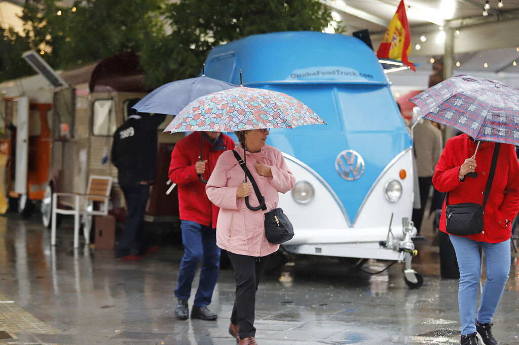 Im&aacute;genes de la ma&ntilde;ana lluviosa de domingo en Huelva