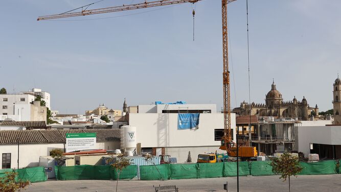 Continúan las obras de construcción del futuro Museo del Flamenco junto a la Plaza Belén.