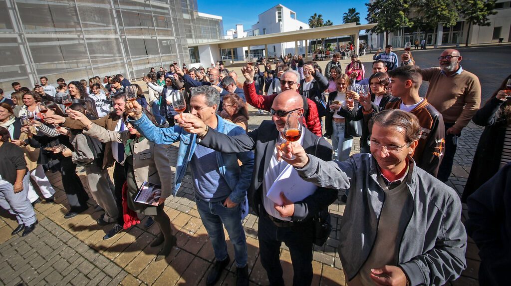 B&uacute;scate en el Brindis por el D&iacute;a Mundial del Enoturismo en el Campus de Jerez