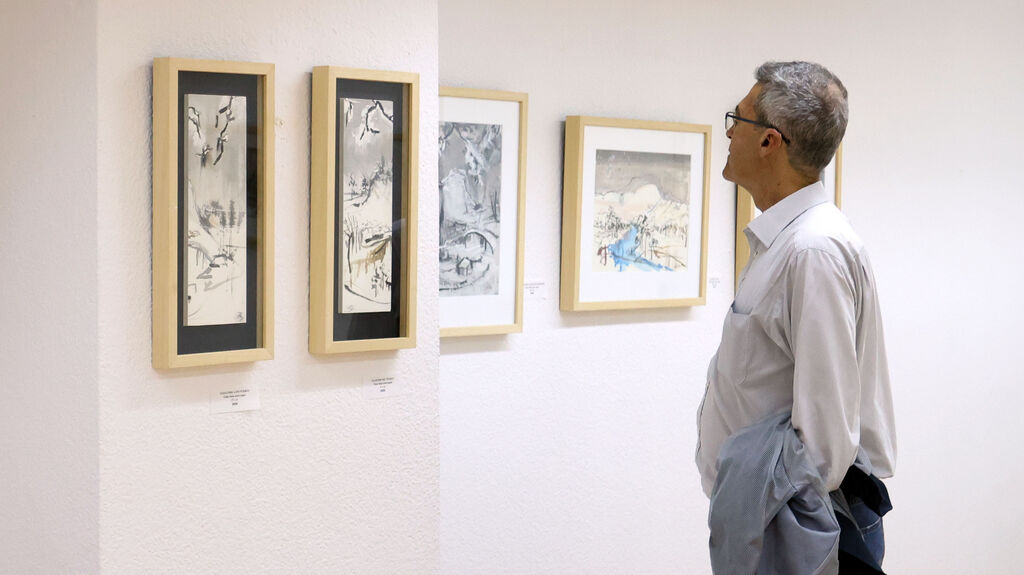 'Visiones de un mundo flotante' de Juan Carmona en 'ArteaDiario' de Diario de Jerez