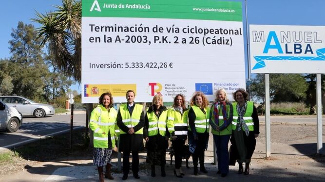 La Junta inicia las obras de la vía ciclopeatonal de 24 kilómetros entre Jerez y La Barca.