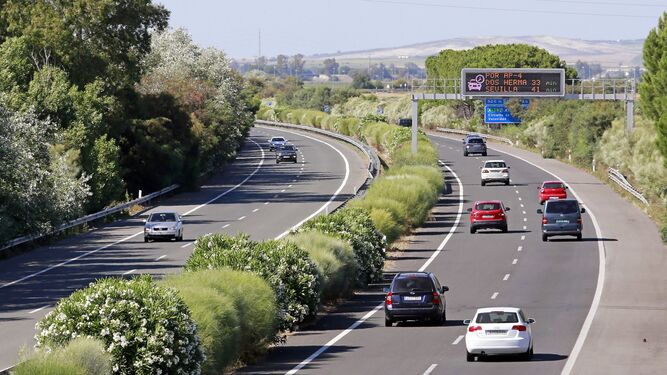 La autopista AP-4 a la altura de Jerez de la Frontera