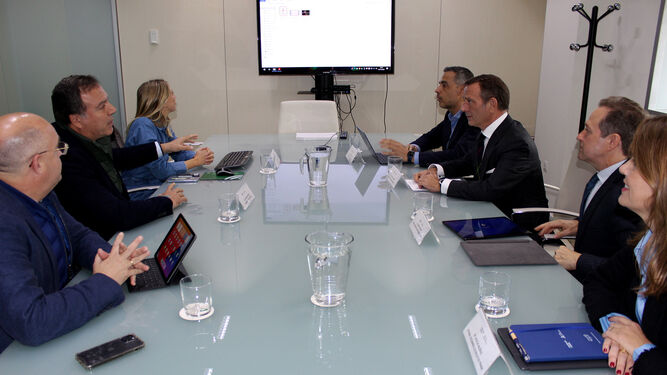Reunión de los representantes de Andalucía Trade y de LAND.