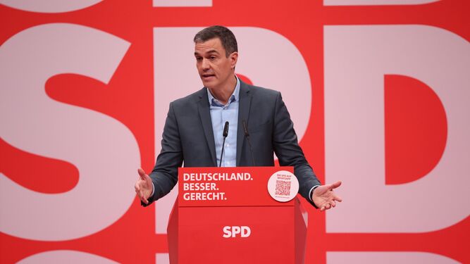 EL prsidente del Gobierno habla ante los socialistas alemanes.