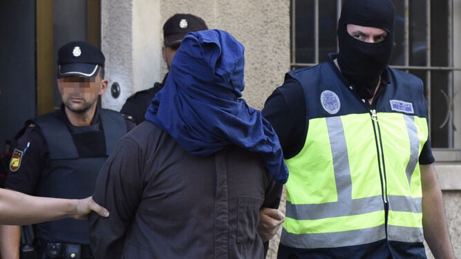 Imagen de archivo de una detención previa de islamistas en España.