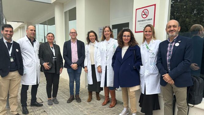 Responsables del Programa BPSO-Host Regional Andalucía junto a personal del Hospital de Jerez