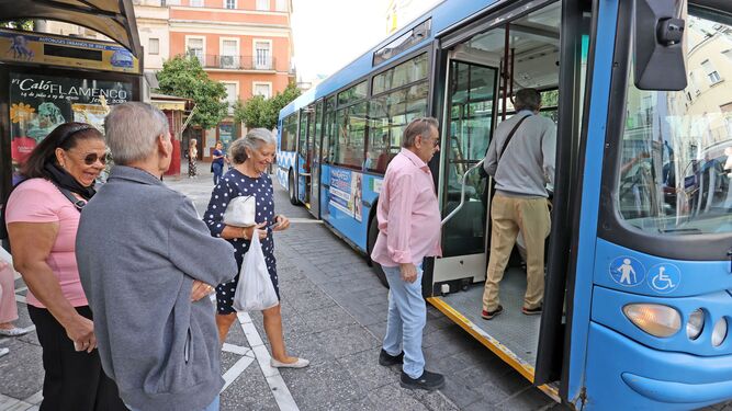 Jerez contará con una línea de autobuses más pequeños para el centro de la ciudad