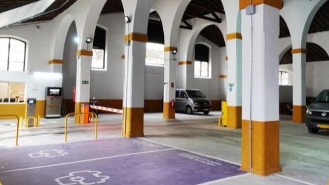 Instalaciones del aparcamiento puesto en marcha por La Carboná.