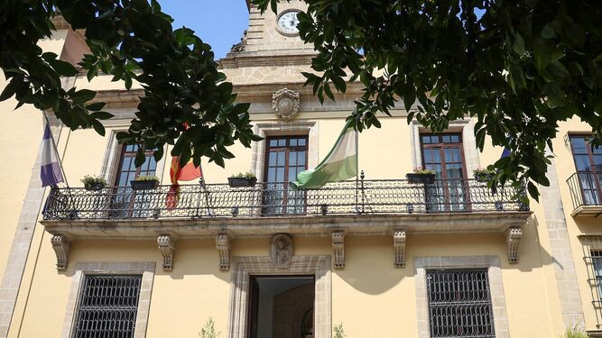 Fachada principal del Ayuntamiento de Jerez.