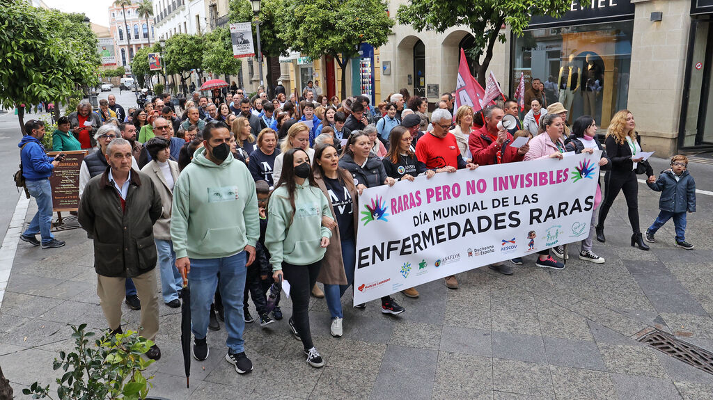 Marcha solidaria por las enfermedades raras en Jerez