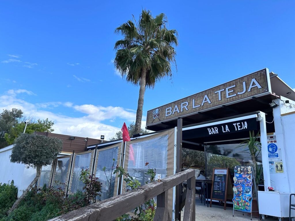 Sendero a las afueras de Jerez imperdible: una venta que da la bienvenida y culmina en una laguna