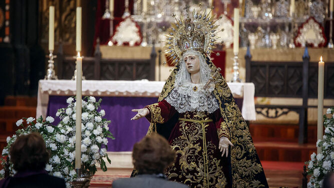 Nuestra Señora del Mayor Dolor en San Dionisio.